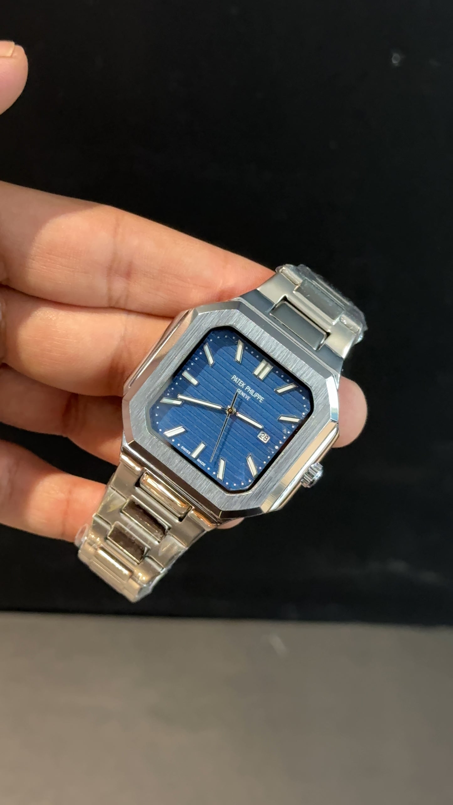 PP Cubi | silver chain | Blue dial