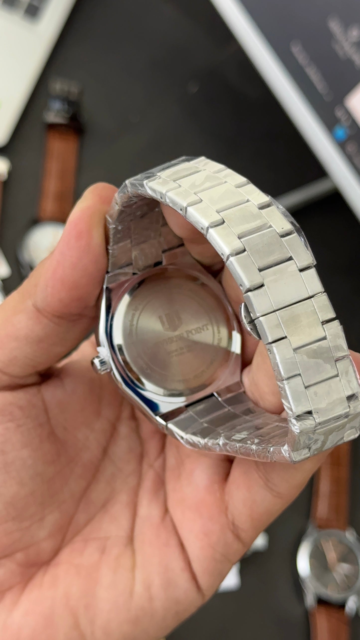 UP | Silver Chain | Hexagon Tiffany Dial