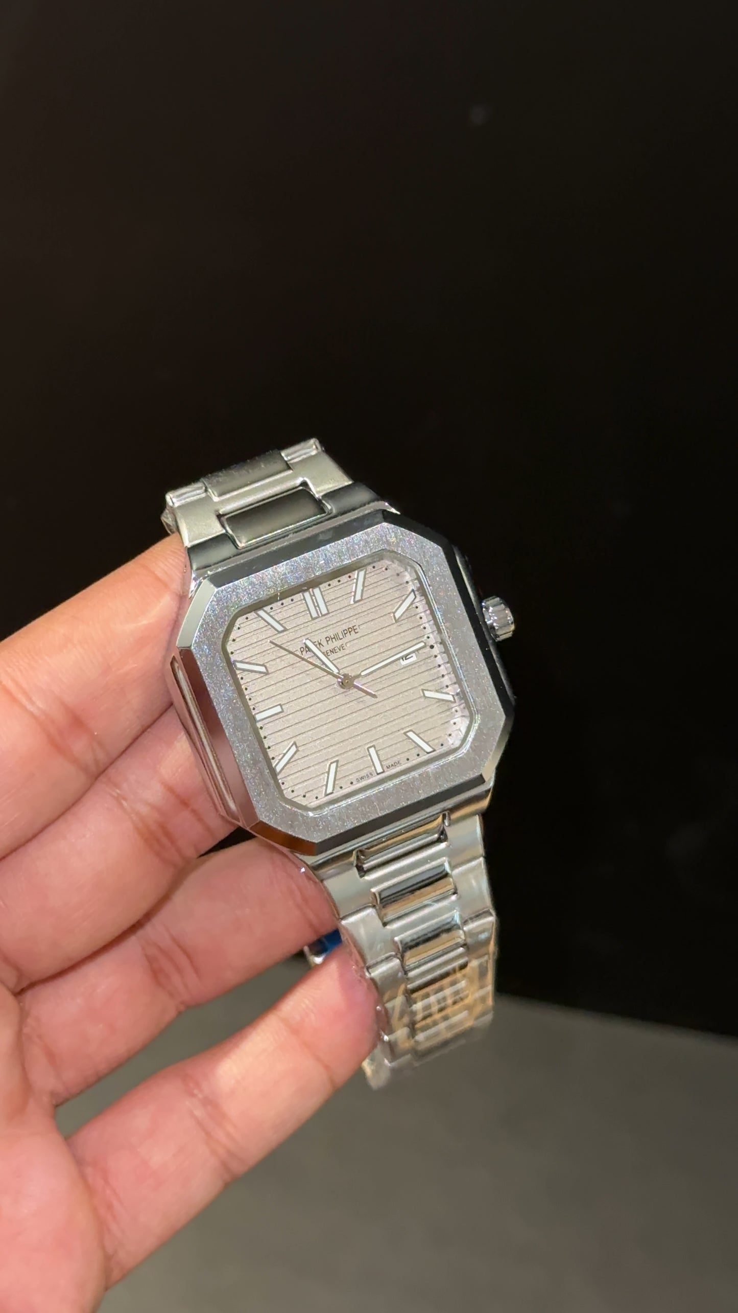 PP Cubi | silver chain | grey dial
