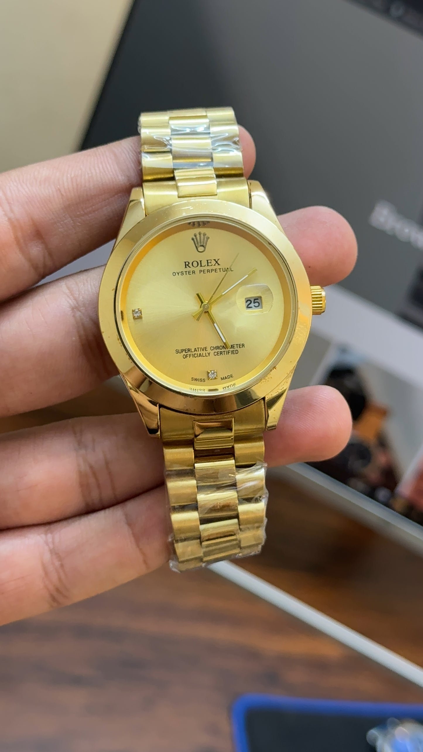 Date41 all gold plain dial