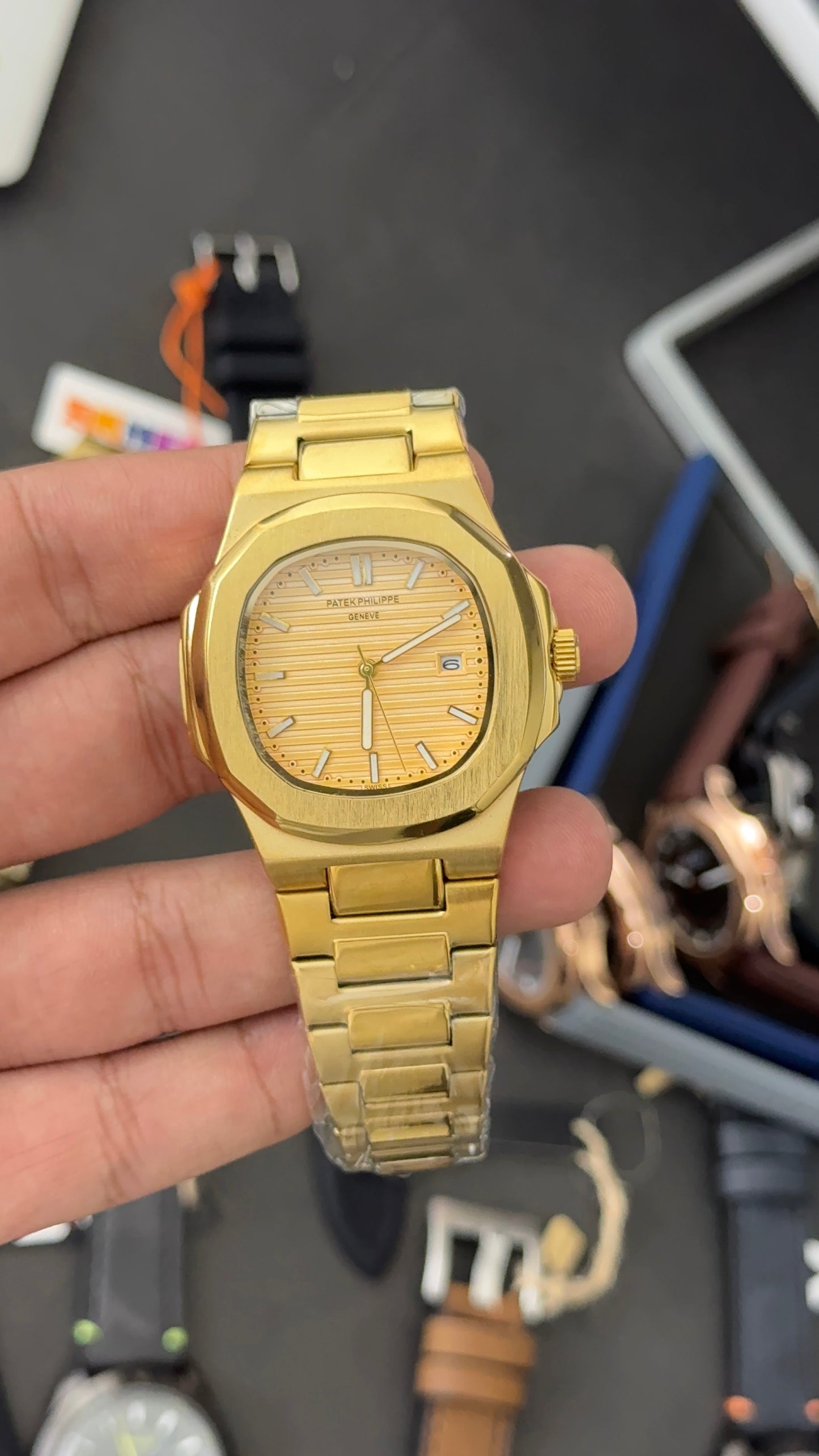 Pp | Gold Chain | Gold Dial